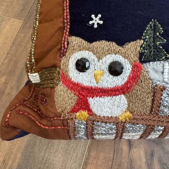 Pier 1 Beaded Merry Christmas Throw Pillow Set of 2 Owl & Winter Christmas Tree - Picture 11 of 16